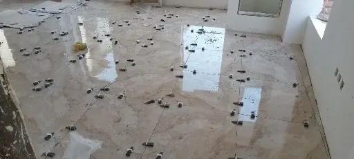 اجرای بازسازی در ساختمان