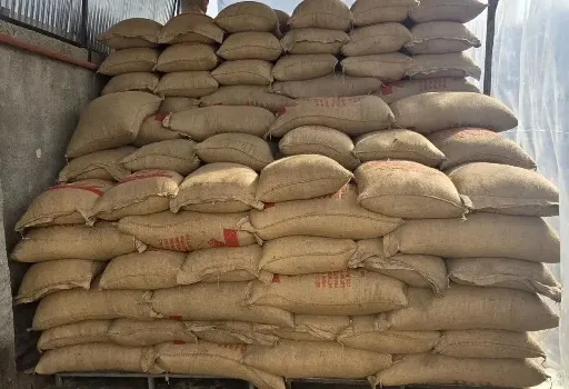 تصویر مناسب ترین قیمت بادام زمینی عمده